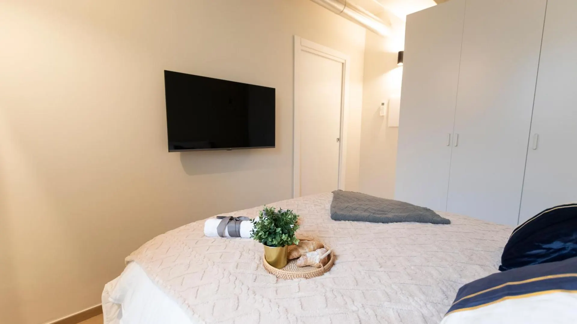 Ihost Luxury -Free Parking- Plana 9 Apartment Milan Italy