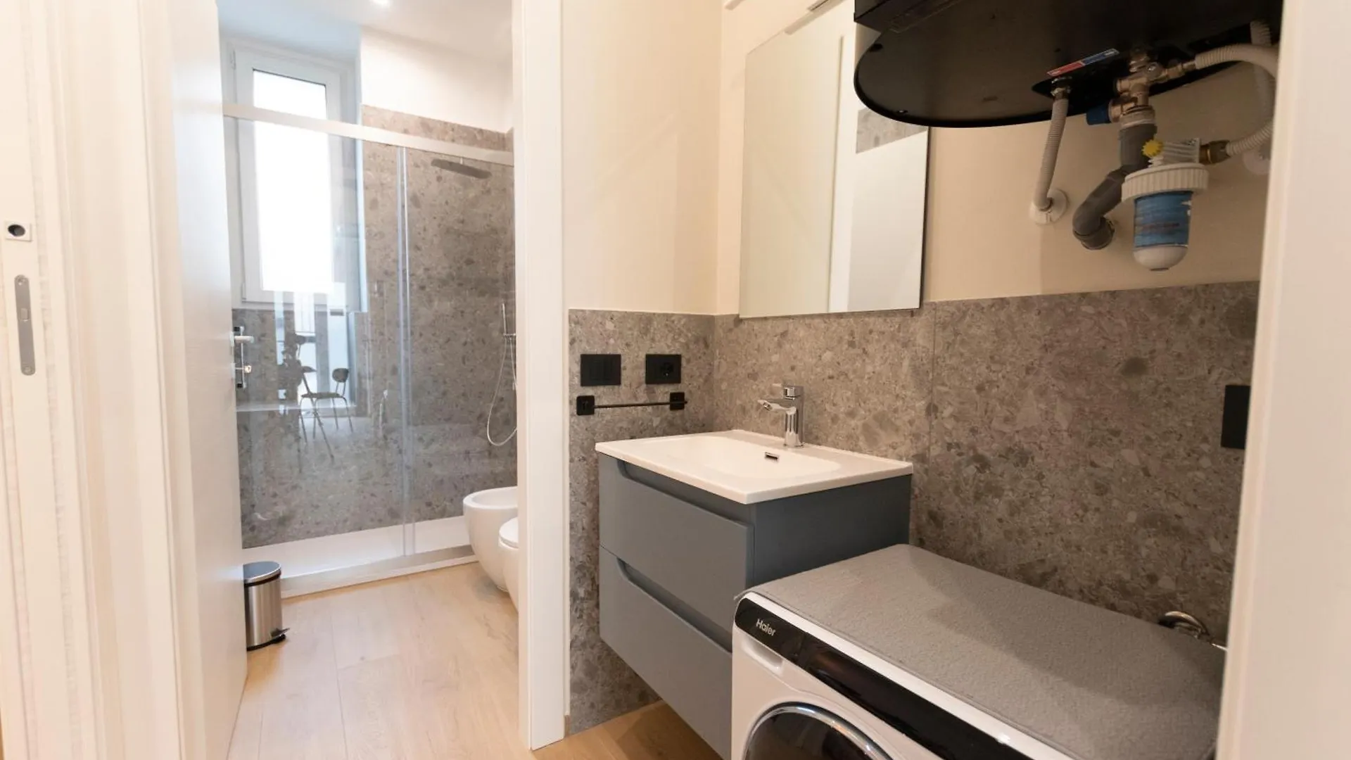 Ihost Luxury -Free Parking- Plana 9 Apartment Milan